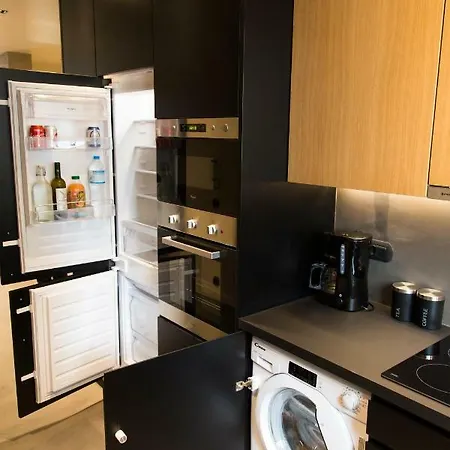 Brand New 2018 Luxury 10' Minutes Walk From Acropolis And 6 From Metro Atenas
