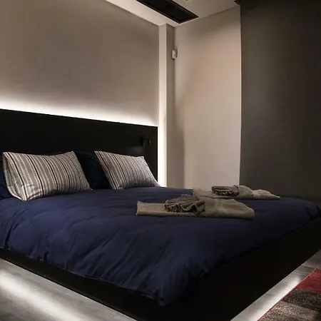 Brand New 2018 Luxury 10' Minutes Walk From Acropolis And 6 From Metro Atenas